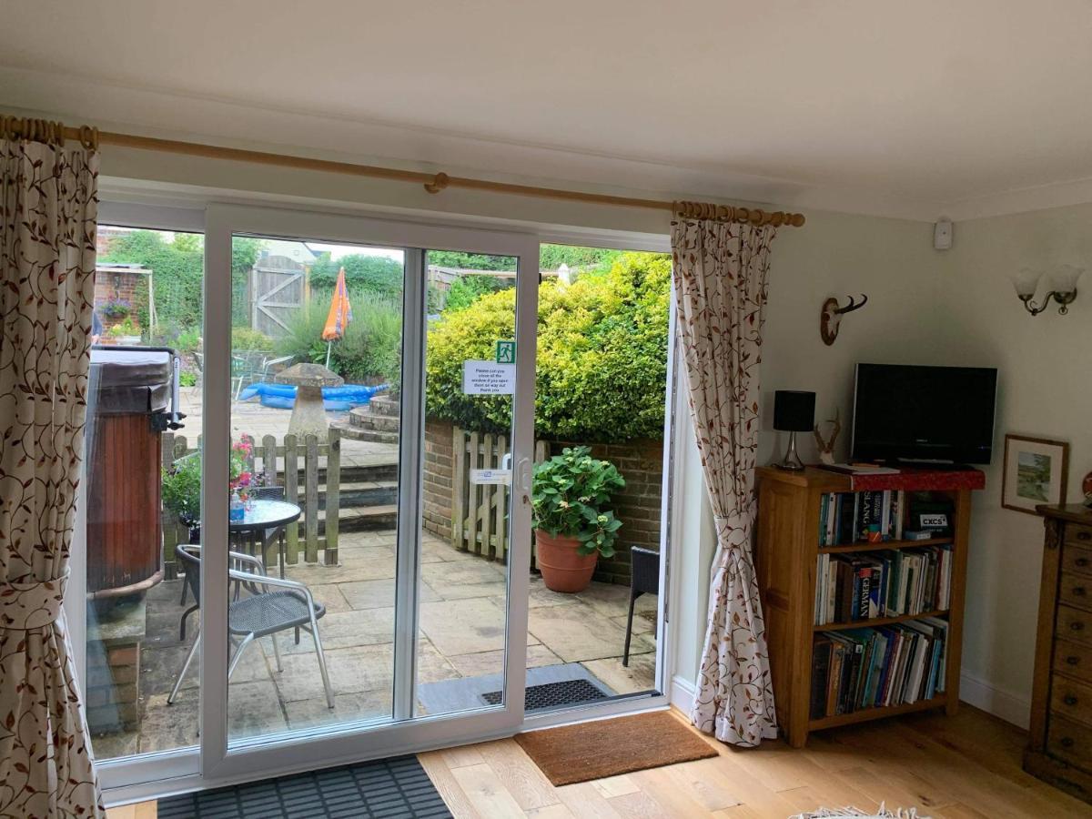 Lane End Cottage Ovington  Экстерьер фото